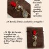Broche  en honor a La Virgen del Carmen portando la medalla escapulario de la Virgen del Carmen