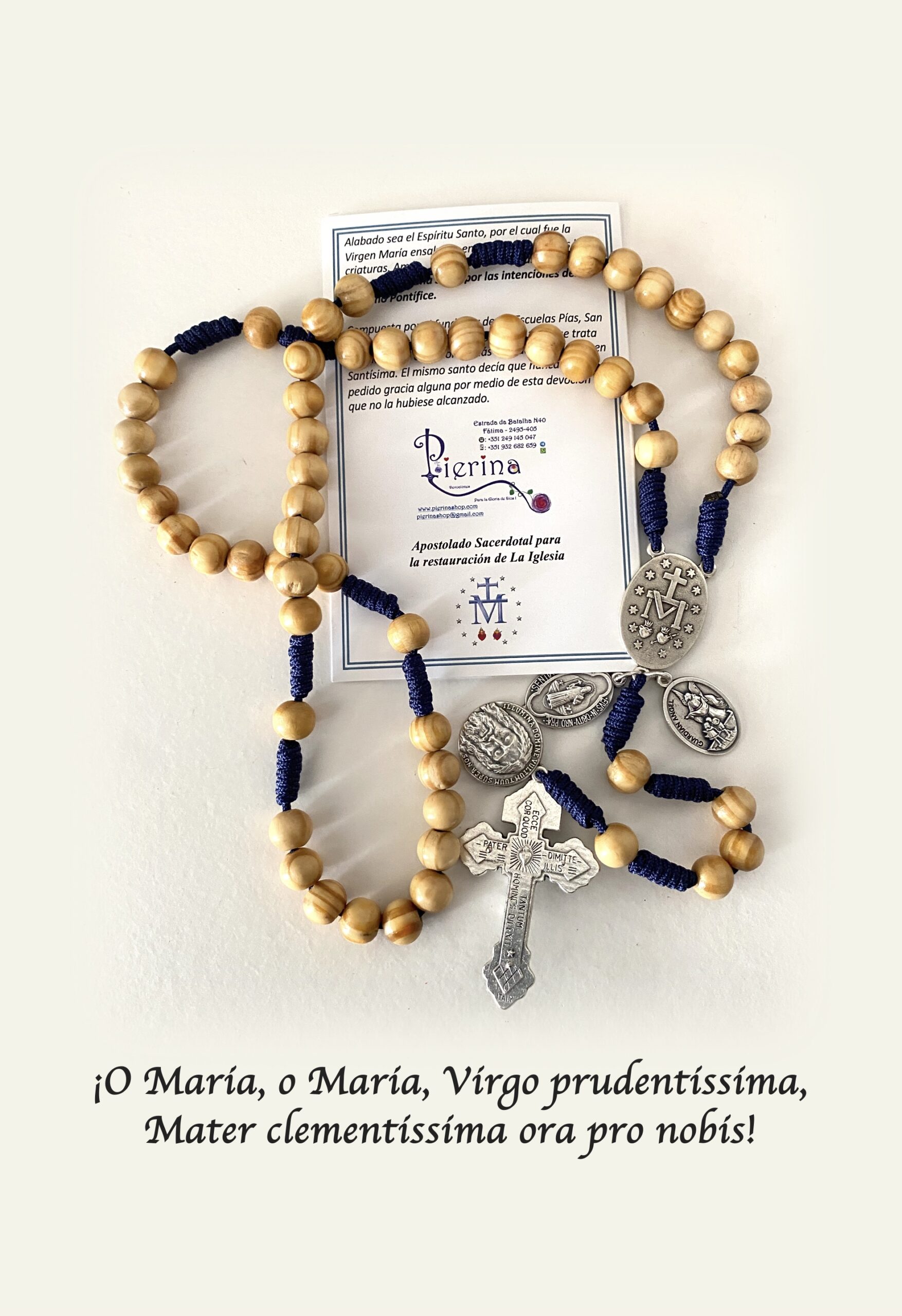 Rosario en madera en honor a la Inmaculada con los mas poderosos sacramentales en latin