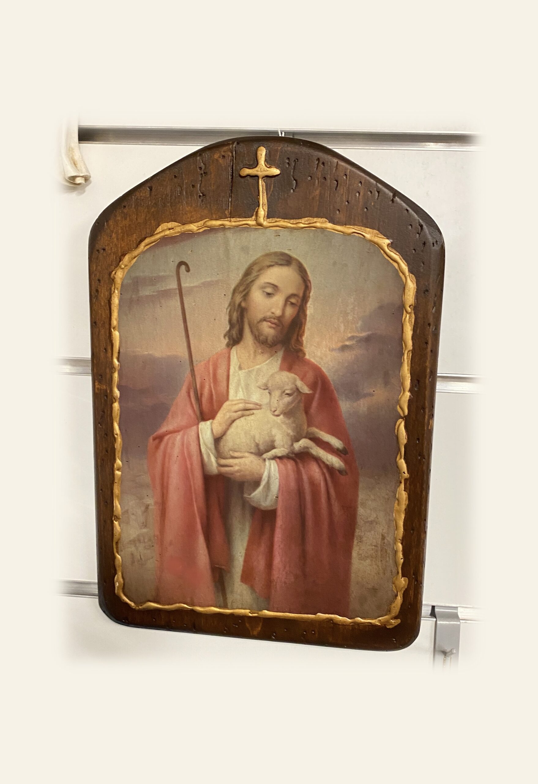 Cuadro de Jesús Buen Pastor en madera impresa y pintada