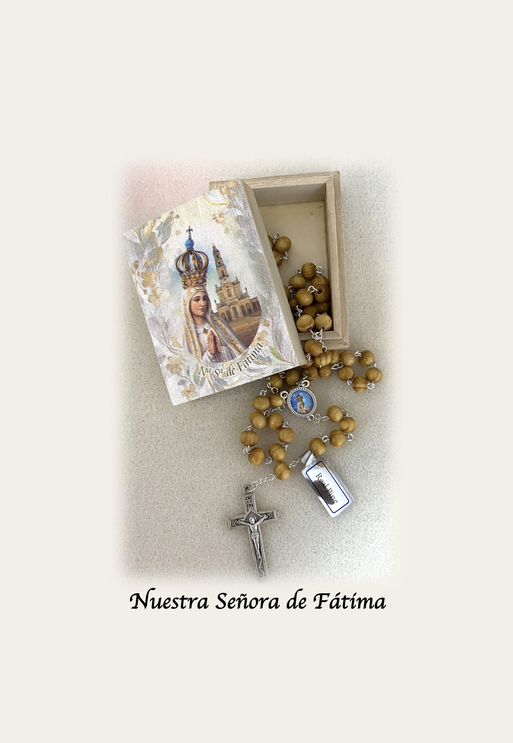Rosario con caja de madera decorada