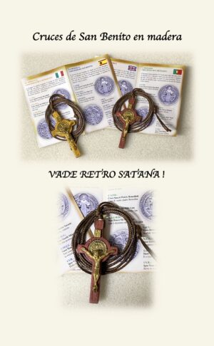 Cruz sacramental de San Benito en madera con cordón